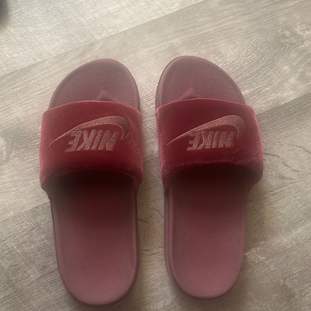 Nike Slides